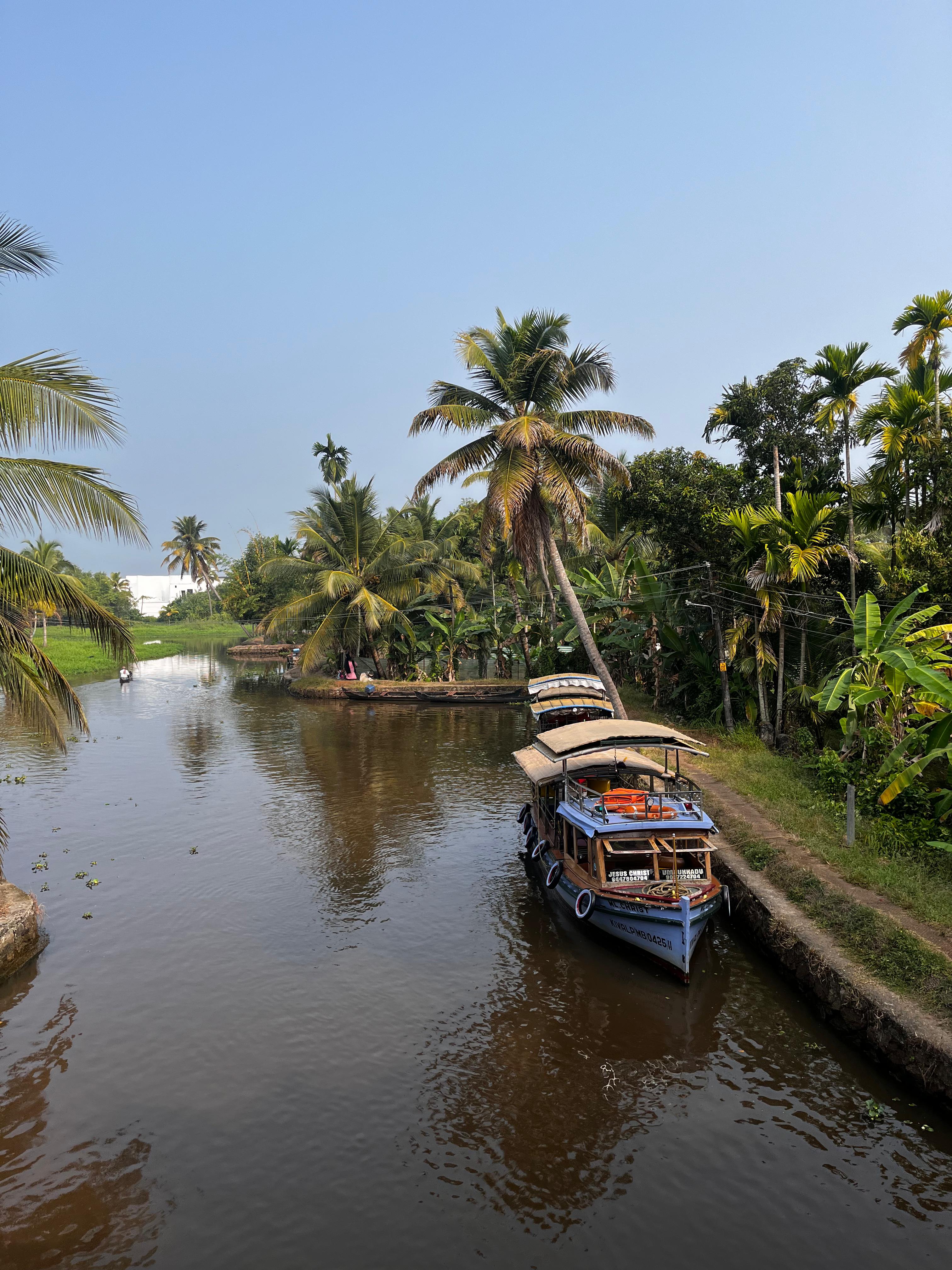 My Alleppey HouseBoat Introdution Video