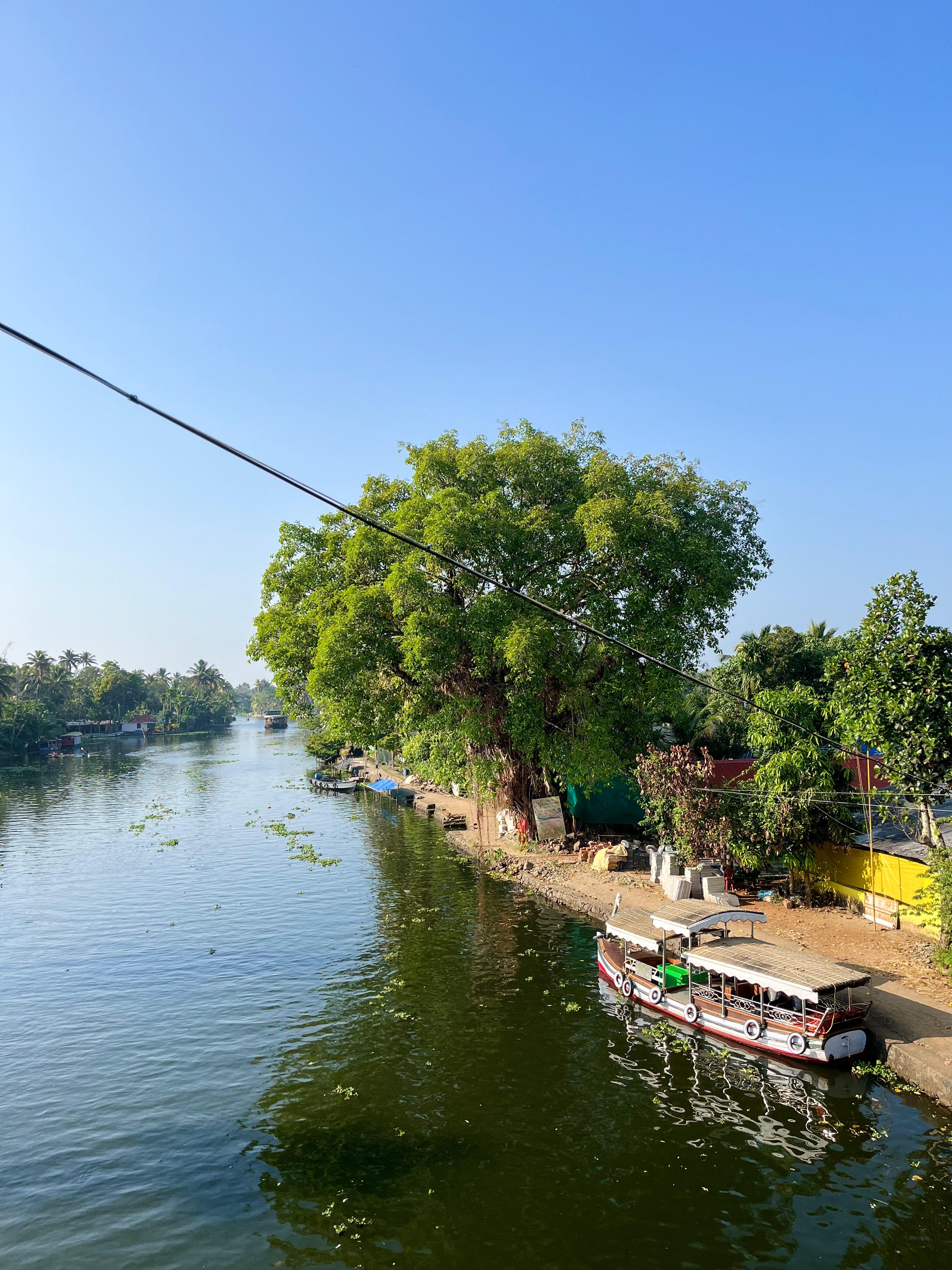 Best HouseBoat Tourist Guid